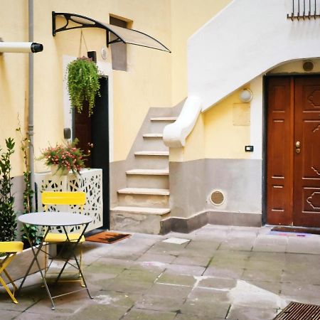 Appartamento In Urbs Salerno Esterno foto